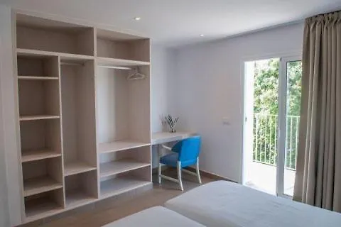 Hostal Xuroy Cala Alcaufar