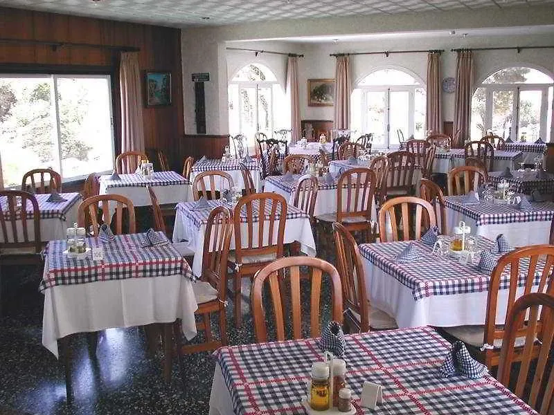Hostal Xuroy Cala Alcaufar Vendégház